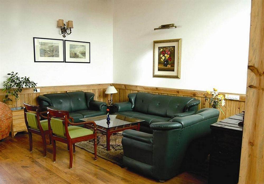 Welcomheritage Windsor Lodge Ranikhet Exterior photo